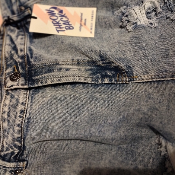 Almost Famous women’s size 20 jeans distressed plus size designer denim - Picture 4 of 5